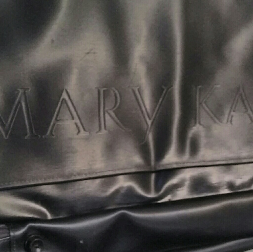 VINTAGE MARY KAY COSMETIC BAG